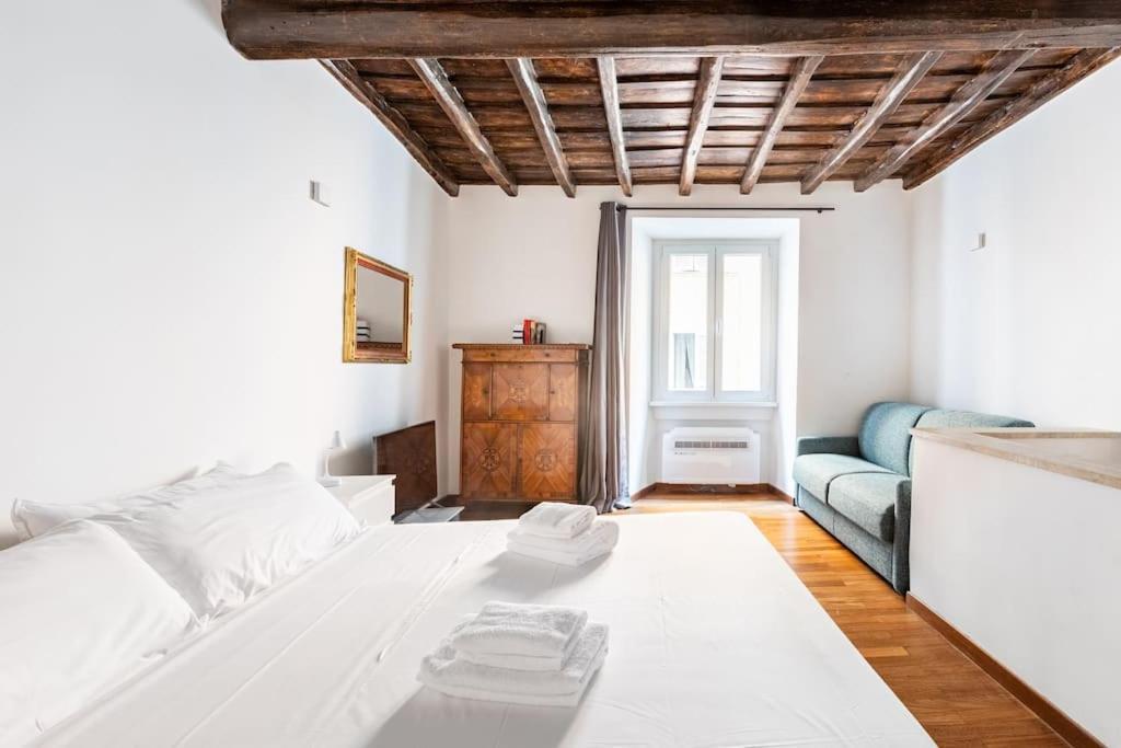 Bottega Augustea Duplex Apartment In Monti Rome Exterior photo